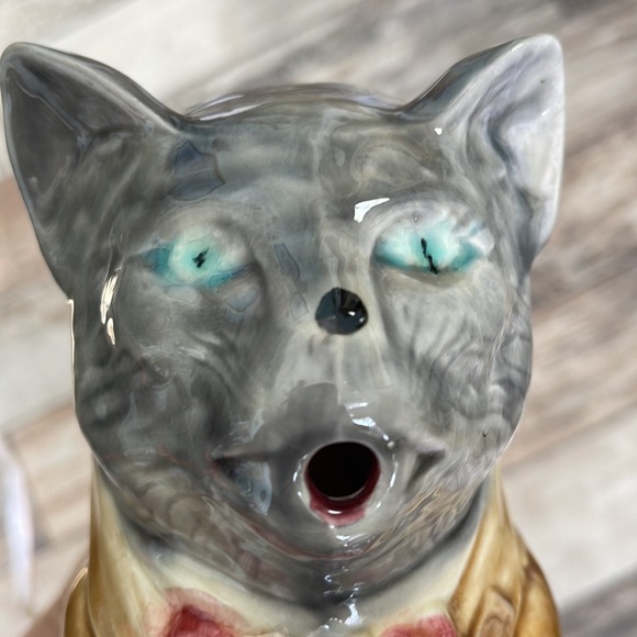 French Majolica Cat Pitcher - Picture 3 of 11
